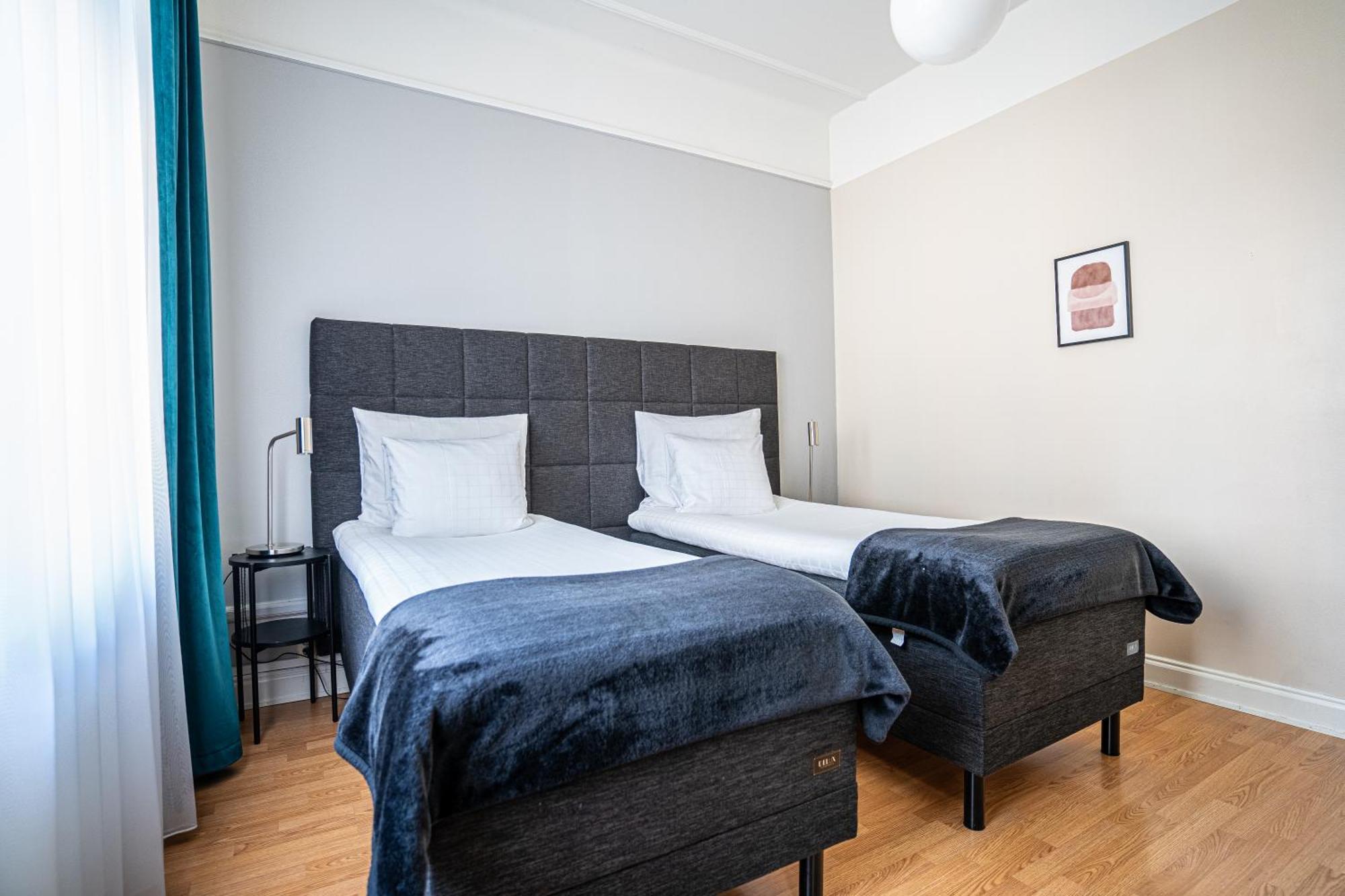 Queen's By First Hotel 3*