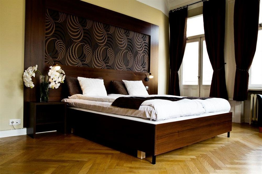 Queen's By First 3* Stockholm