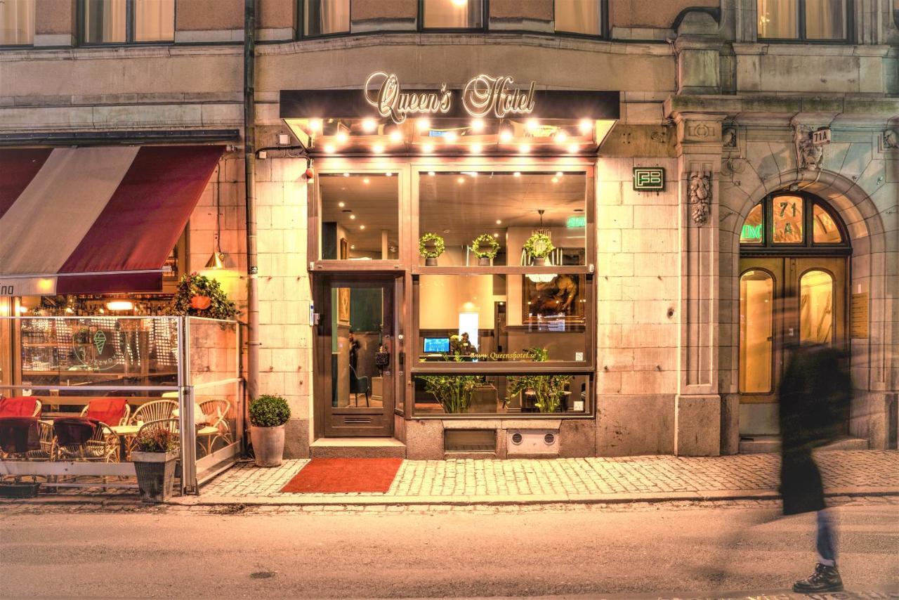 Hotel Queen's By First 3*